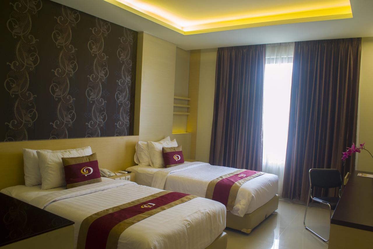 Grand Parama Hotel Tanjung Redep Екстериор снимка