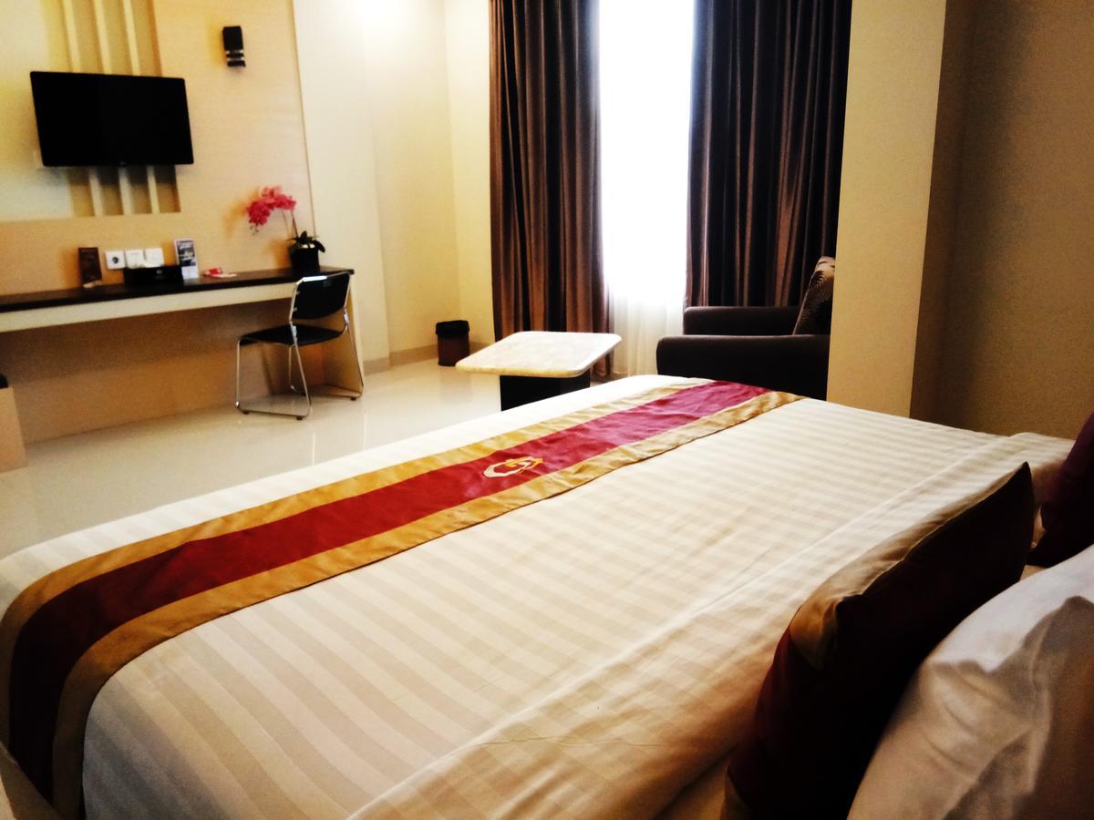 Grand Parama Hotel Tanjung Redep Екстериор снимка