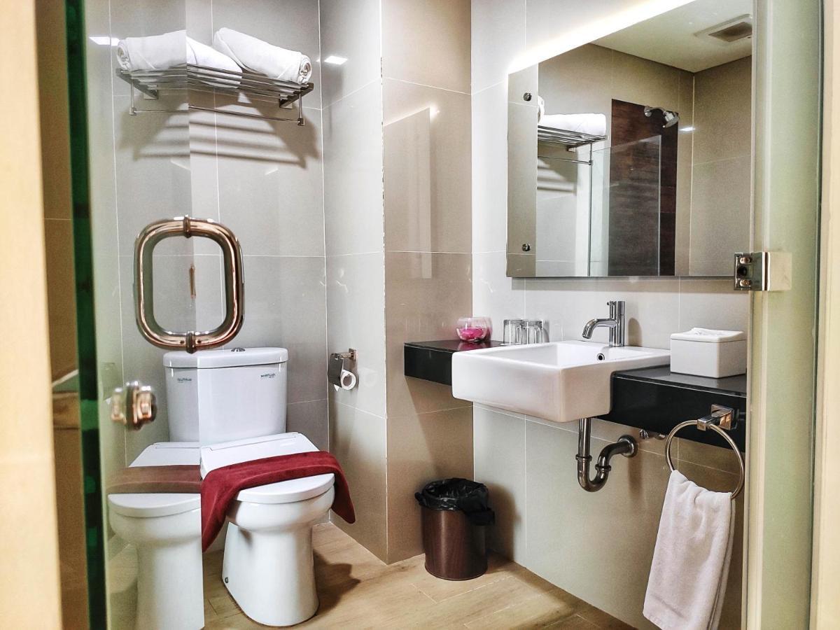 Grand Parama Hotel Tanjung Redep Екстериор снимка
