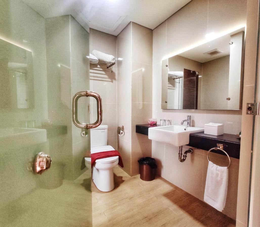 Grand Parama Hotel Tanjung Redep Екстериор снимка